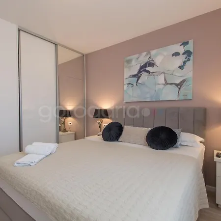 Luxury Sea View Wald * Makarska