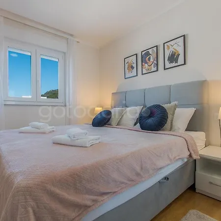 Luxury Sea View Wald